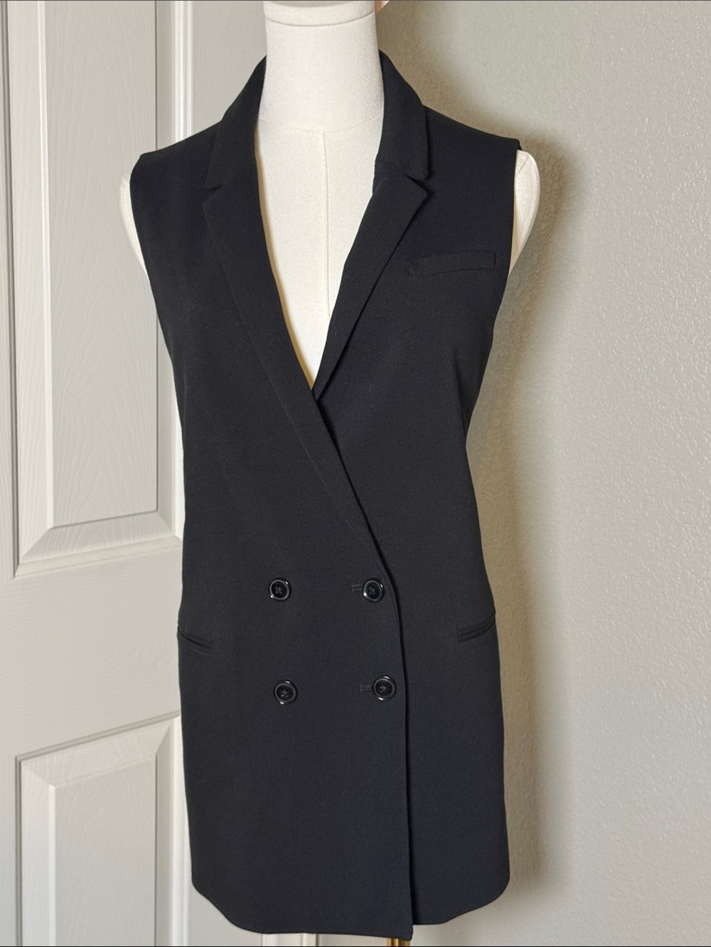 Banana Republic Black Sleeveless Blazer Vest